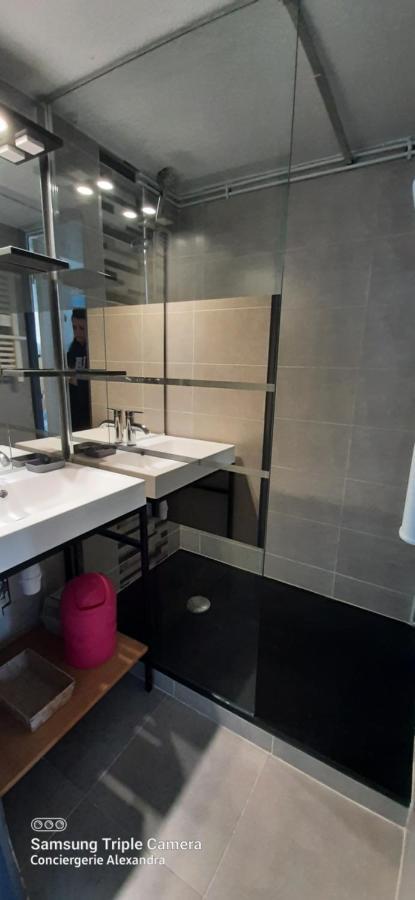 Vue Magique Sur La Marina - Appart En Duplex, Les Pieds Dans L'Eau แซงต์-ซีเปรียง ภายนอก รูปภาพ